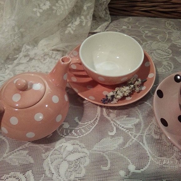 Pink Polka Dot Tea Set for Kids - Picture 3 of 9
